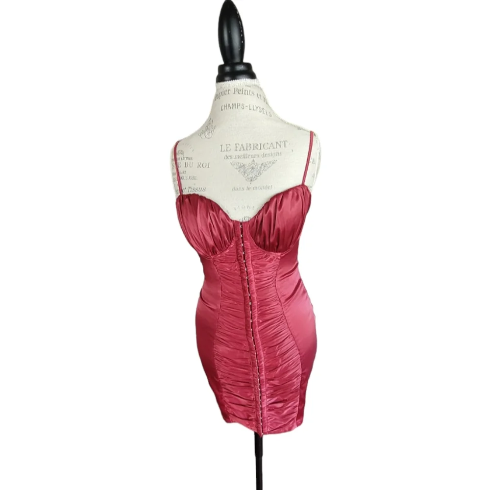 Privy Burgandy corsette Mini dress Size Large